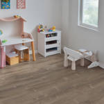 QS Pulse Sand Storm Oak Brown Vinyl Click Flooring Kids Room