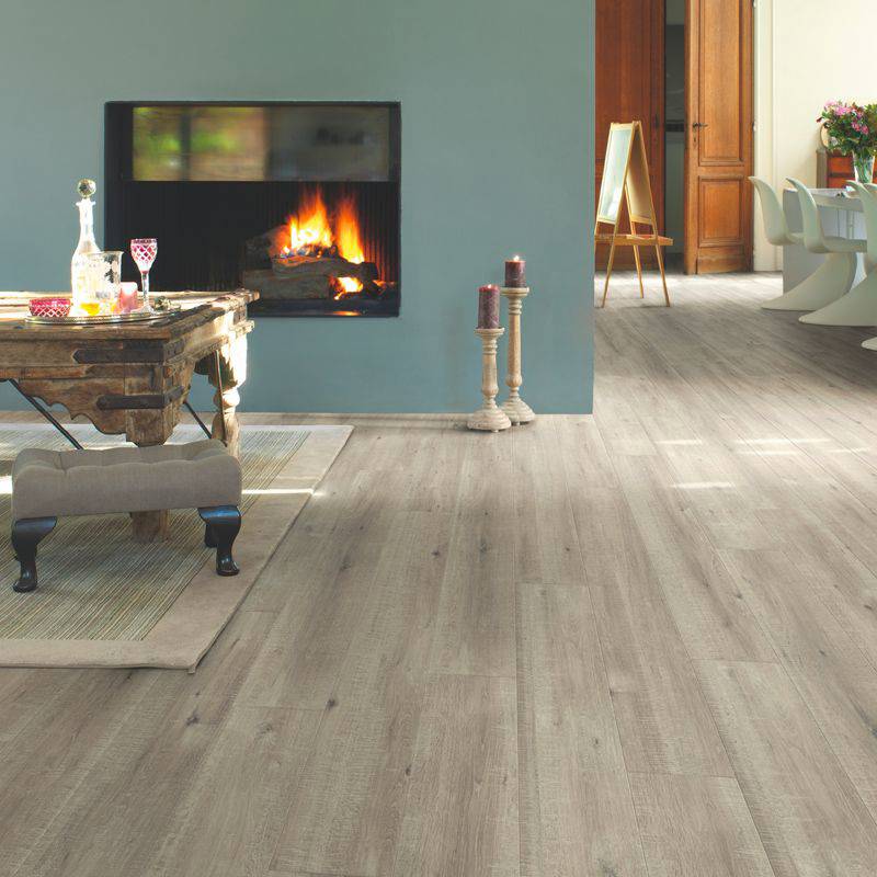 saw cut oak grey quick step flooring laminate in a living space