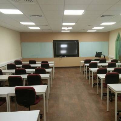 Sharjah University-Karndean-Opus Rubra (2)