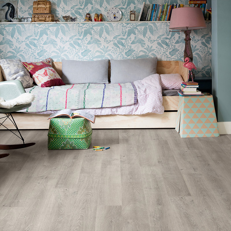 el3906 quick step venice oak grey lamiante flooring in living space
