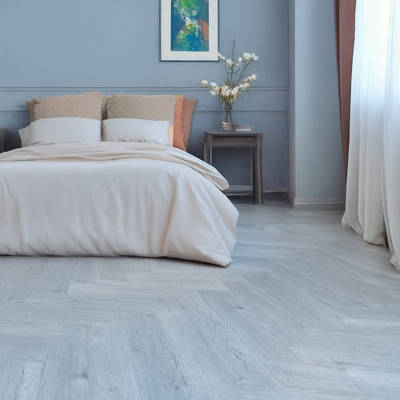Classic Gray Oak Vinyl Click Herringbone Bedroom