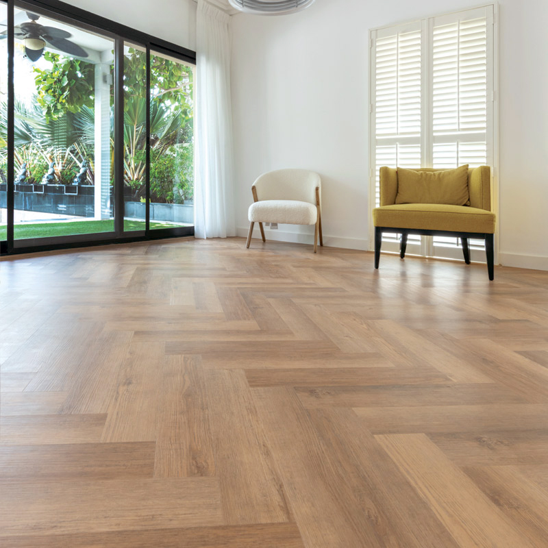 Reclaimed Oak Vinyl Click Herringbone Hall