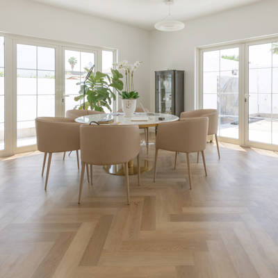 Vinyl Click Herringbone Classic Dark Oak Dining Room