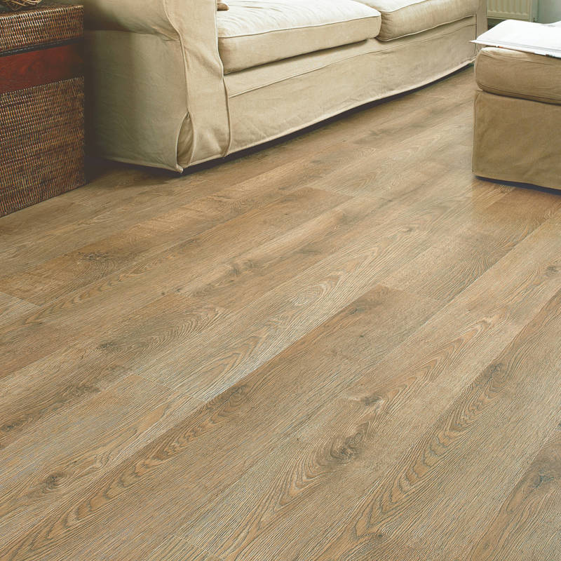 living space with quick step old oak matt oiled el 312 laminate floor