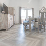 Soft Classic Oak Vinyl Click Herringbone Dining