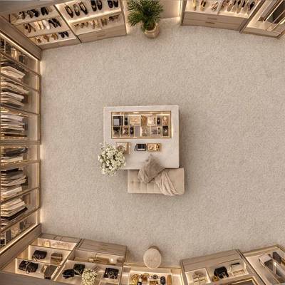 duchesse deluxe 4 wall to wall carpet in showroom